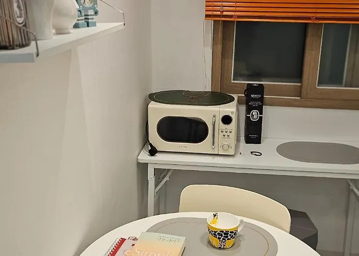 Jj Nest 2f, Full Of Sunlight, 3 Minutes To The Subway 아파트 *