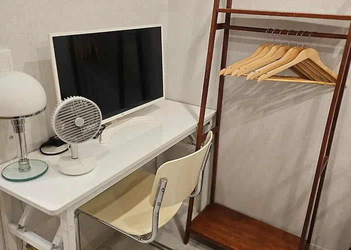 Jj Nest 2f, Full Of Sunlight, 3 Minutes To The Subway 아파트